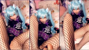 Belle Delphine filtró fotos desnuda como maestra de mazmorras