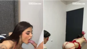 Karely Ruiz practicando sexo oral con lencería de color rojo