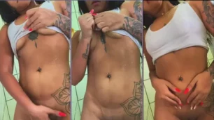 Erika Souza mostrando todo bajo la ducha, con el coño empapado