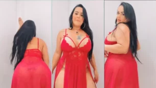 Paulinha Cordeiro, la famosa morena, luce un suéter rojo de forma súper sensual