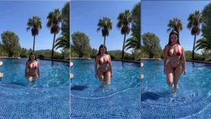 Demi Rose luce su cuerpo en mini bikini en la piscina