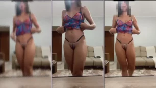 La ardiente mujer del esposo sumiso hotwife mostrando su desnudez para el disfrute de los hombres