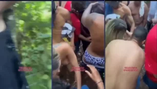 Rubia traviesa siendo pillada teniendo sexo con varios tíos en medio del bosque