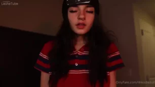 Video filtrado de Lilmochidoll teniendo un encuentro íntimo y casual en la cama