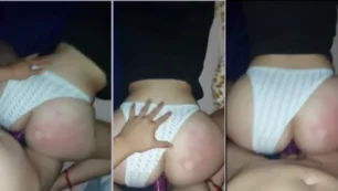 De lado con bragas y mucha polla en el coño de la chica a cuatro patas