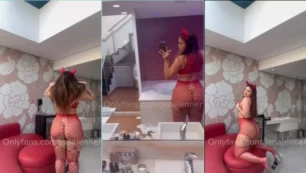 Jana Jenner apareciendo de manera seductora en el motel vestida como capetinha