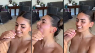 Nena traviesa recibiendo mucho semen de su pareja en su cara