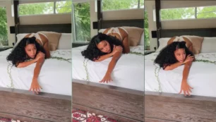 Naomi en vídeo casero, a cuatro patas con las bragas hasta el culo